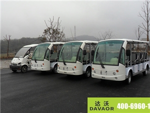 達(dá)沃電動(dòng)旅游觀(guān)光車(chē)服務(wù)于景區(qū) 